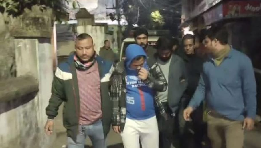 ভুয়ো কল সেন্টারের রমরমা শিলিগুড়িতে, মাস্টারমাইন্ড এর খোঁজ চালাচ্ছে পুলিশ