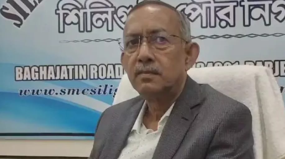 ‘শীঘ্রই সরকারি রাস্তার কাজ শুরু না করলে ব্ল্যাকলিস্টেড করা হবে’- ঠিকাদারদের কড়া বার্তা মেয়রের