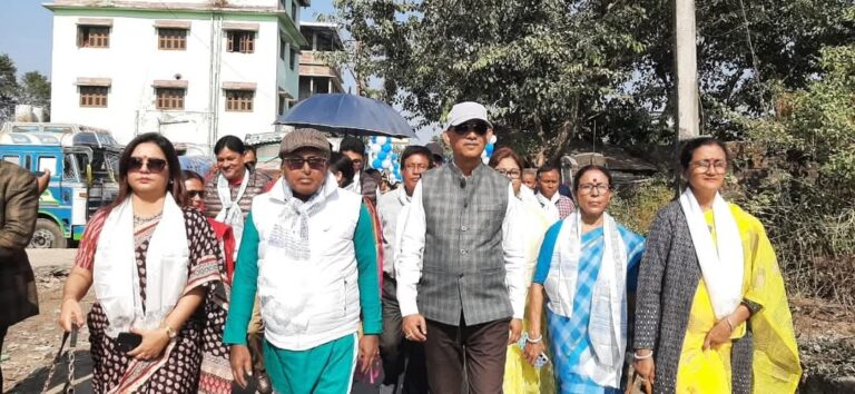 এই ওয়ার্ড উৎসব যথেষ্ট আনন্দের