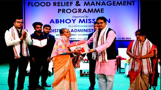 Relief material distribution program organized by Abhay Mission