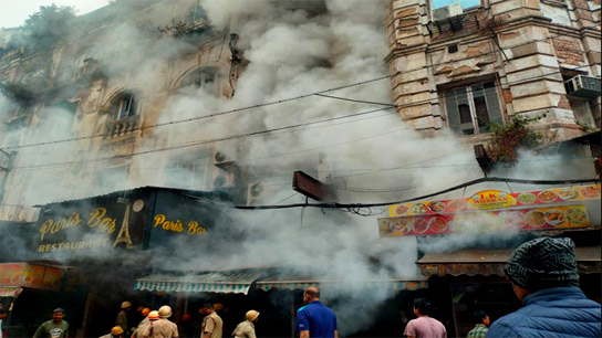 Fire breaks out at Dharmatala food shop on Saturday morning