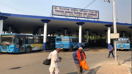 There are huge private bus companies on this long-distance route
