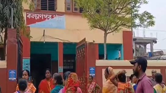 The police fooled the Chief Minister and with the help of the administration
