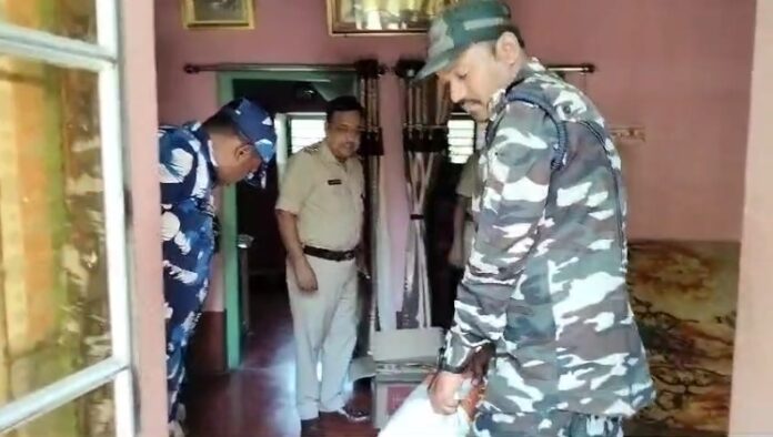 Unlicensed fireworks manufacturing and storage seized in Hooghly Rural District Police search