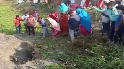 A 50-year-old man's decomposed body was recovered from a pond