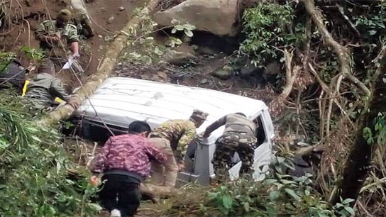 The accident occurred on National Highway 10 near Lepchazhora