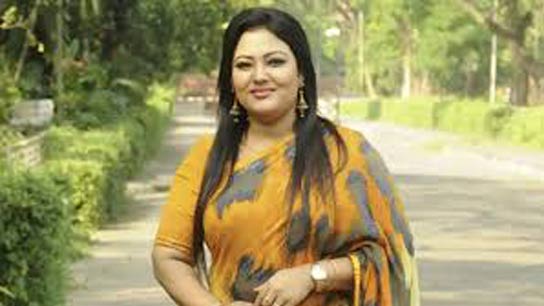 folk singer Momtaz Begum arrested at night in Bangladesh