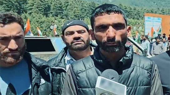 Kashmir Pahalgam Tiranga Yatra