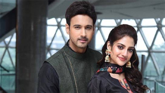 yash nusrat staying separately amid break up rumor