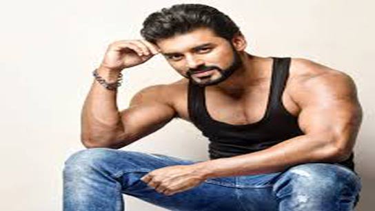 Ankush Hazra talks about paparazzi culture