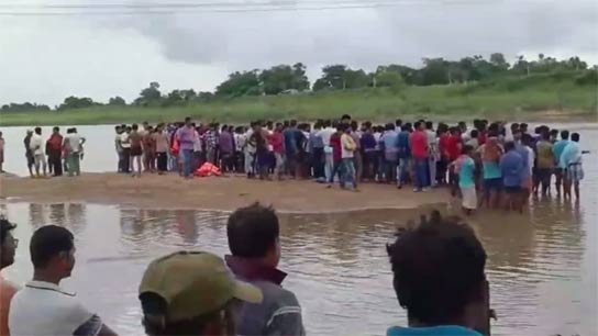 Four person died in dwarekeswar River Bankura