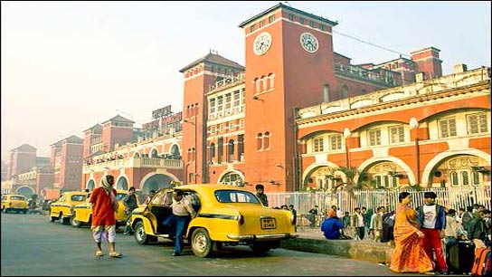 Taxi brokers are now quite active as an alternative brokerage outside Howrah station
