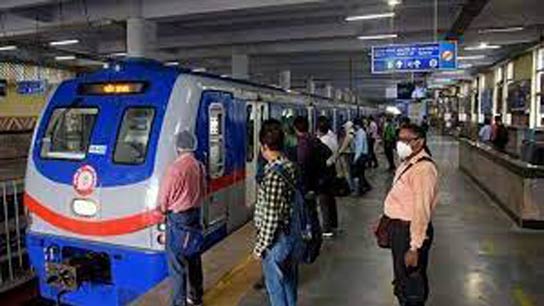 One Passenger Jumps in Metro Line in Belgachia
