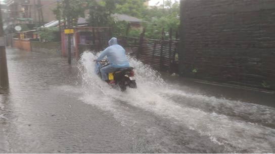 Rain started in Siliguri since midnight