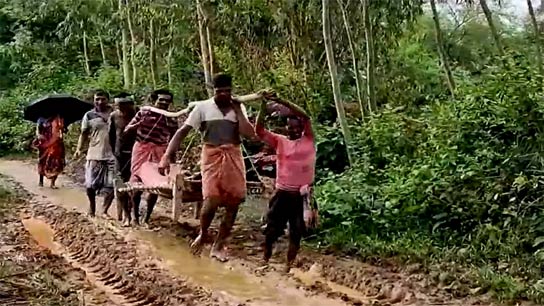 Ambulance cannot enter for bad road