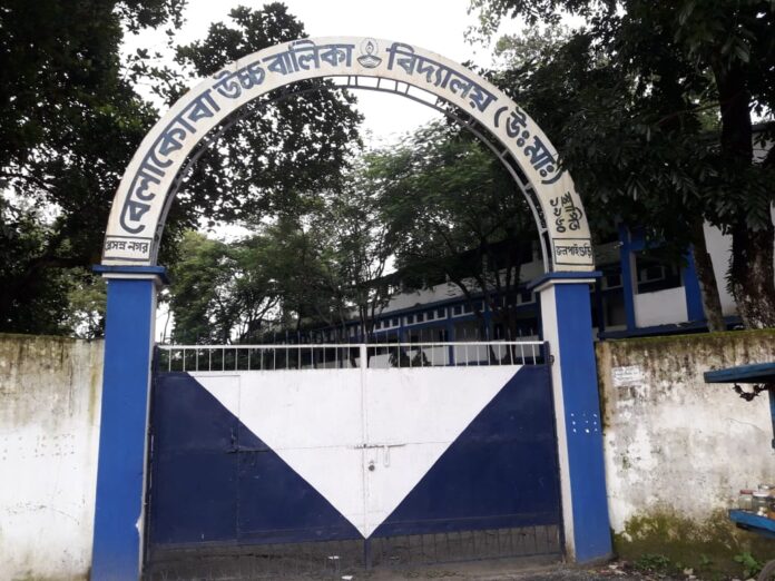 When news of the incident broke, the teachers practically burst into tears when the media personnel went to film it