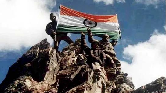 kargil vijay diwas president murmu pm modi lead nation to pay tributes to martyrs