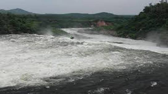 Huge amounts of water started flowing into the Mukutmanipur reservoir through two rivers