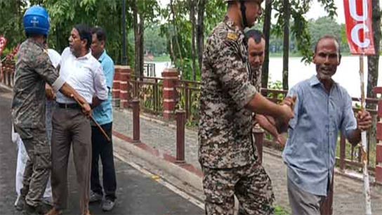 Tensions have been rife in Malda's Chanchal since morning over the bandh