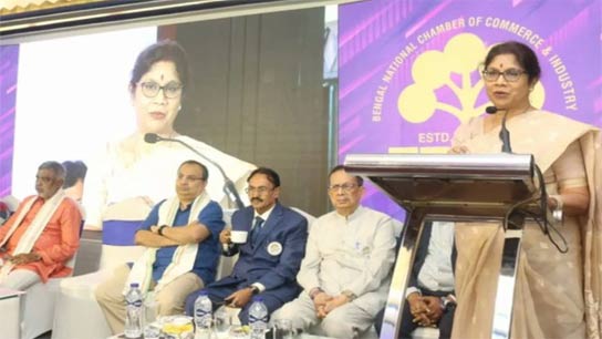 Shashi panja slams cpim trade union tmcs kunal ghosh signals growing ties with tata group