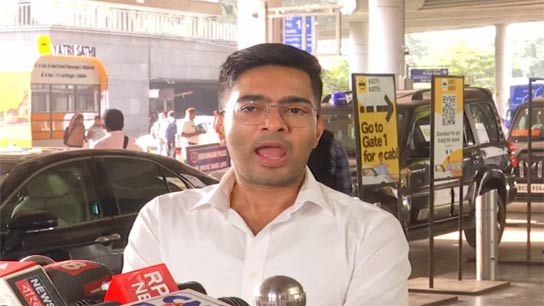 Abhishek Banerjee Slams BJP Over SIR on his way to Delhi