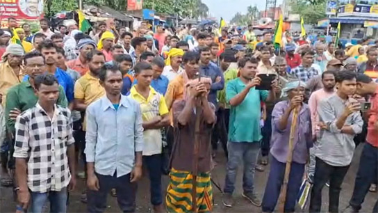 Professor allegedly beaten for protesting against drinking on road in Bankura