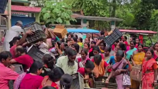 Ducklings were robbed in front of government officials in Balurghat west bengal