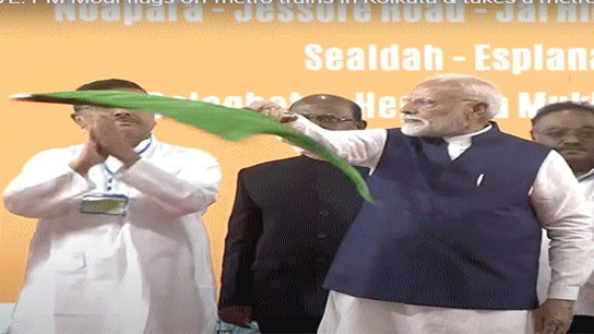 PM Narendra Modi Launches Metro Services on Three Kolkata Routes