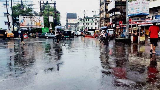 Huge rain expected in parts of south and north bengal in next 3 days