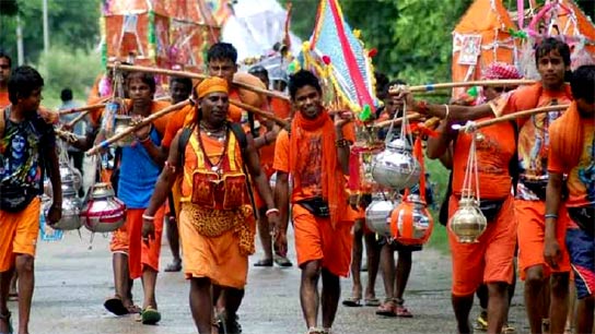 Tarakeswar Pilgrim dies while pouring water at Tarakeswar