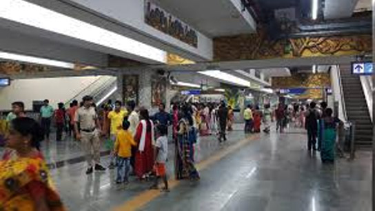 Horrific incident at Dakshineshwar Metro Station