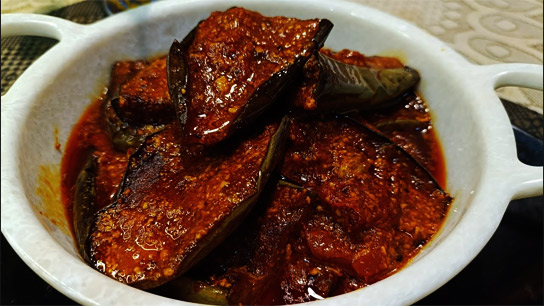 How to Cook Begun Korma the Perfect Side