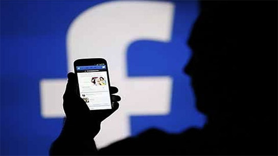 facebook brings back poke feature after nearly a decade