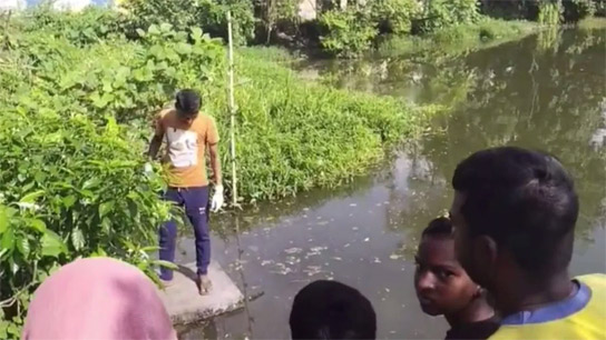 One new born baby deadbody recover from pond at goghat hooghly