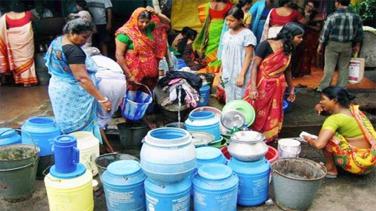 Multiple wards in North Kolkata face drinking water crisis after valve burst at Bagmari Booster Pumping Station