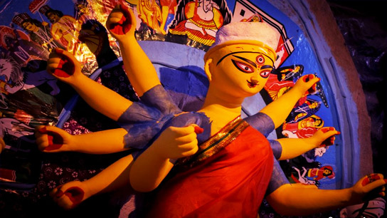 A touch of elegance in home puja