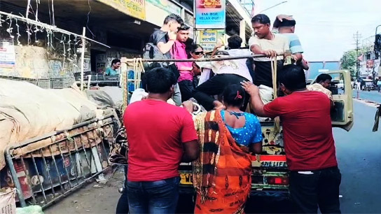 Indefinite bus strike begins in Arambagh from October 15