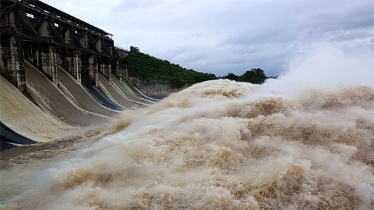 It is feared that a large area of ​​South Bengal may be submerged in floods due to DVC