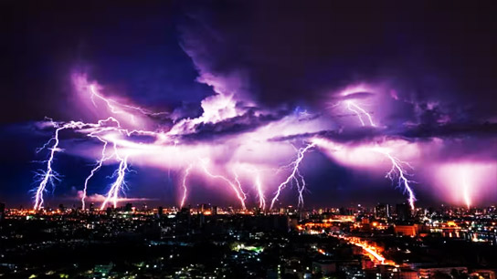 Heavy Rain in Kolkata & Surrondings due to Thundercloud