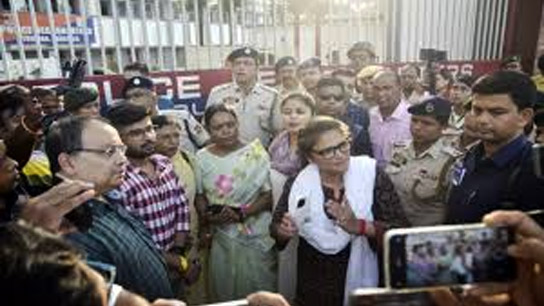 After initial problems TMC delegation completed the first day's visit to Agartala without a hitch