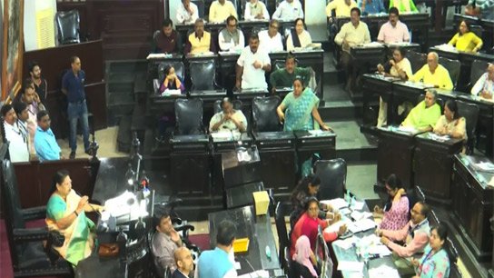 Kolkata Municipality in turmoil, ruling party-anti-government tussle erupts in municipal session