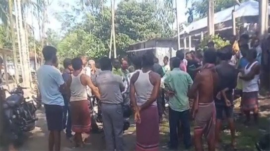 Allegation of distribution of SIR forms at Trinamool Panchayat member's house