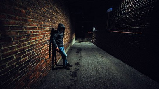 BDO's car robbed at gunpoint