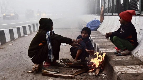 The bite of winter is getting more intense; fog covers the entire Bengal from Delhi to Kolkata