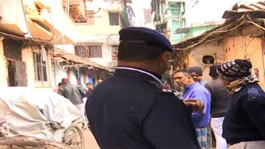 Horrific accident near Loharpool in Park Circus. An elderly woman died in her sleep