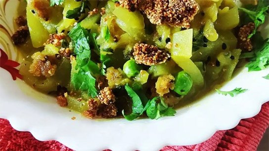 Cool your stomach on a hot afternoon, cook gourd with tilbata like this