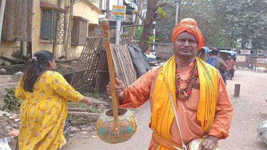 Bring wood and coal clay stoves to the kitchen due to the unusual increase in gas prices; Swapan Dutta Baul said in Uttarpara