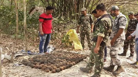 Bomb scare in Cooch Behar, 17 active bombs recovered