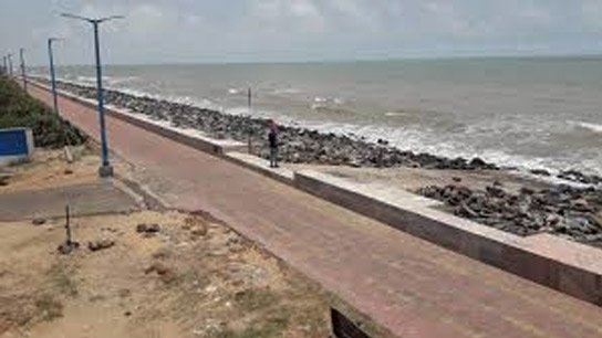 Digha is practically on 'lockdown'! The state's beaches are devoid of tourists before the elections
