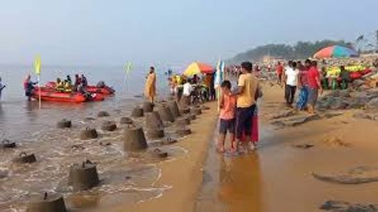 Commission orders tourists to leave Digha, Mandarmani by this afternoon